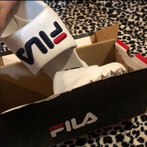 Fila Shoes - Disruptor Fila Slides/Sandals Fila Shoes - Disruptor Fila Slides/Sandals